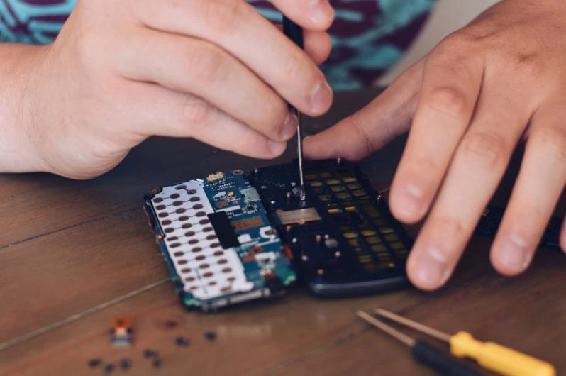 Curso técnico de celular presencial